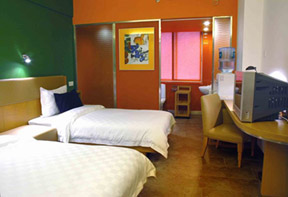Garden_Inn_Twin_Room